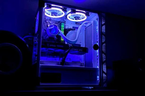 Computador montado ou recuperado pela TI Solução