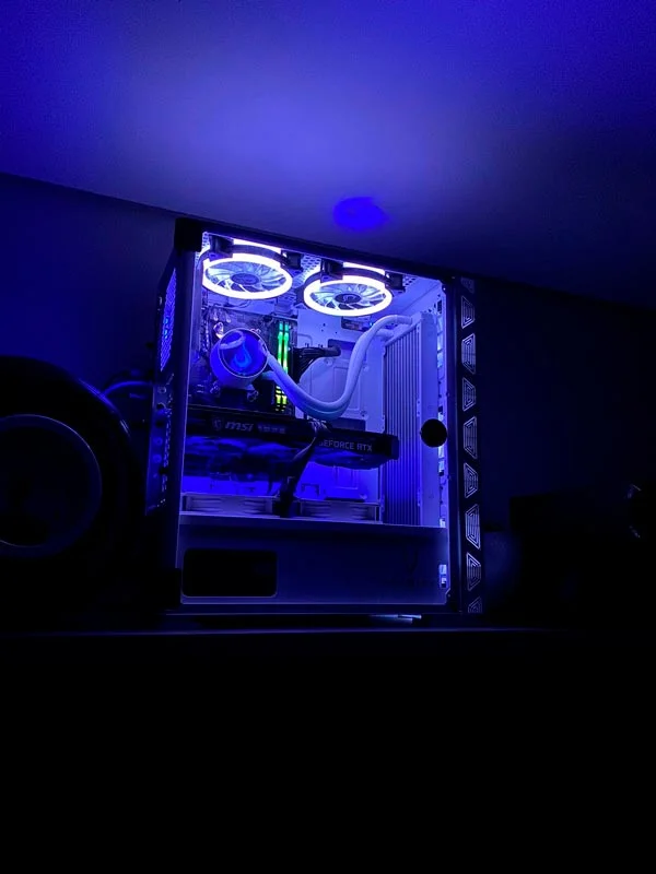 Computador montado ou recuperado pela TI Solução