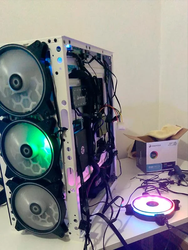 Computador montado ou recuperado pela TI Solução